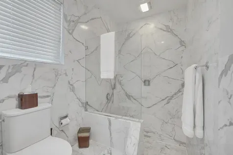 5530 Bayview Drive Fort Lauderdale FL 33308