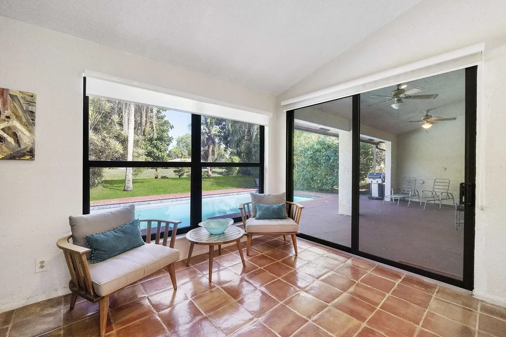 10551 NW 3rd Manor Coral Springs FL 33071