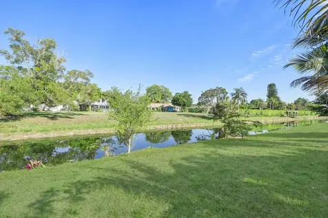 10551 NW 3rd Manor Coral Springs FL 33071