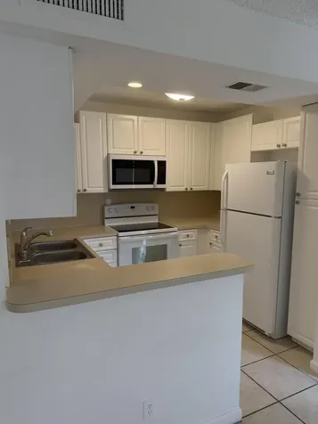 8201 Thames Boulevard Boca Raton FL 33433