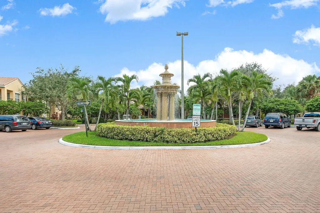 10336 Fox Trail Road S Royal Palm Beach FL 33411