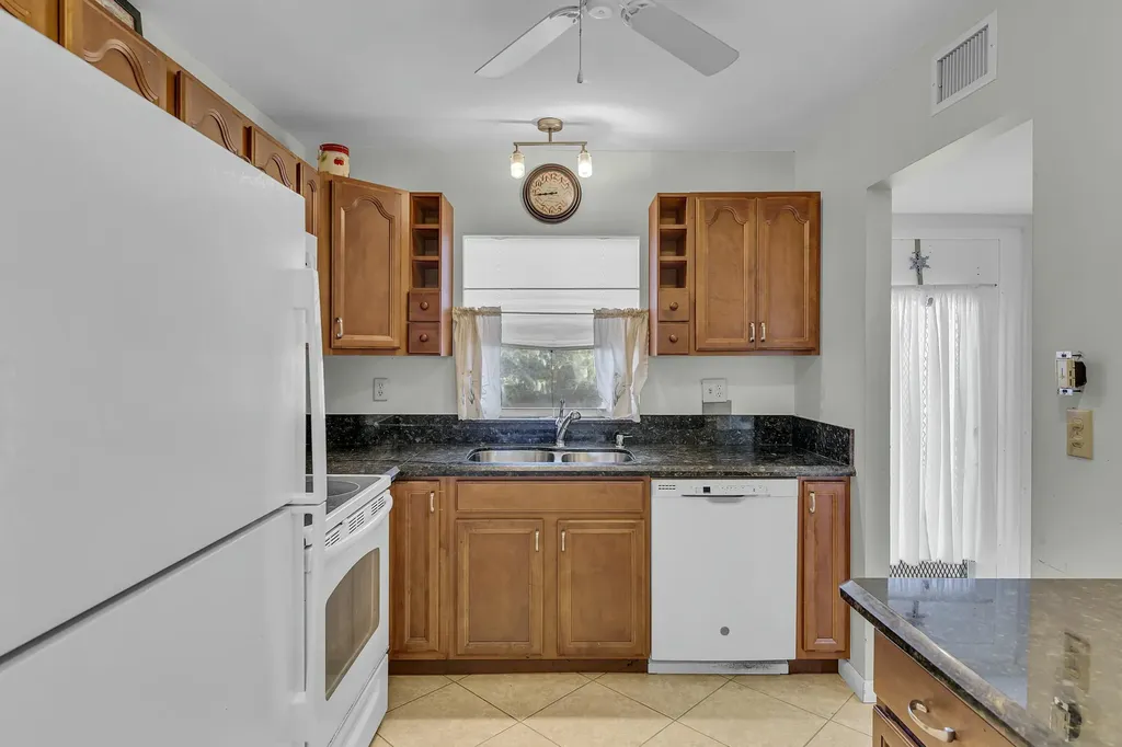 9401 Sunrise Lakes Boulevard Sunrise FL 33322