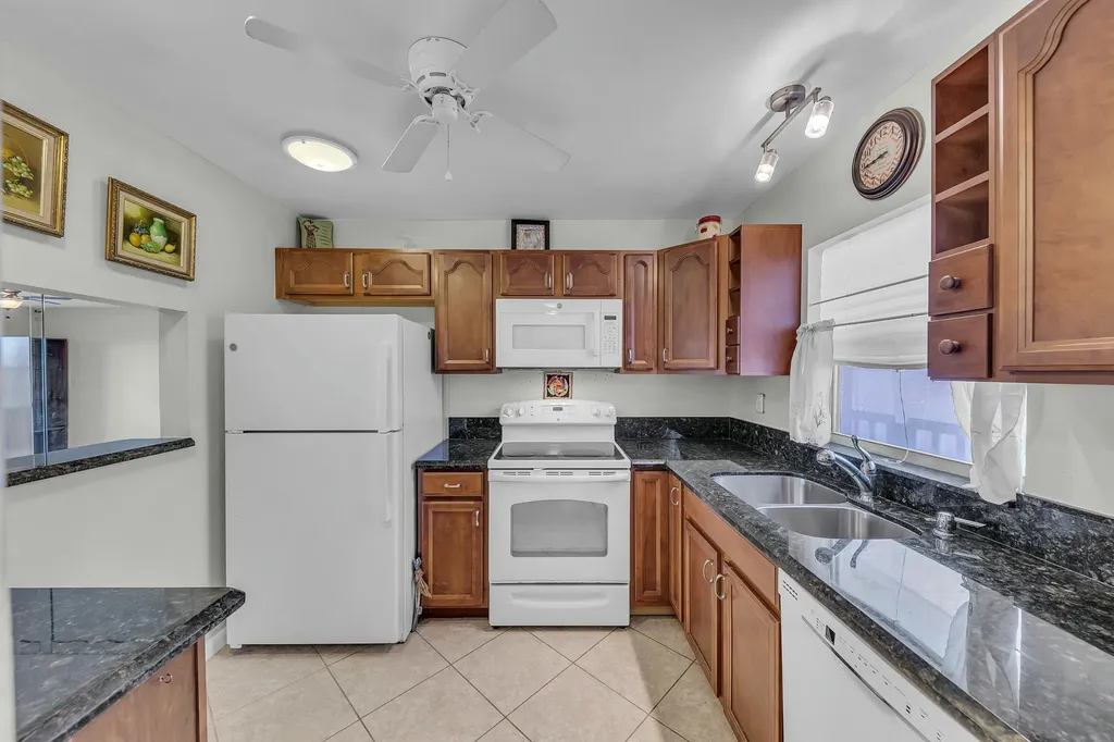 9401 Sunrise Lakes Boulevard Sunrise FL 33322