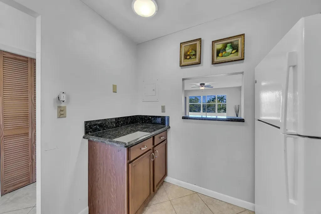 9401 Sunrise Lakes Boulevard Sunrise FL 33322