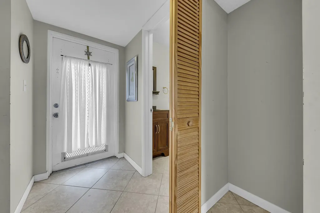 9401 Sunrise Lakes Boulevard Sunrise FL 33322
