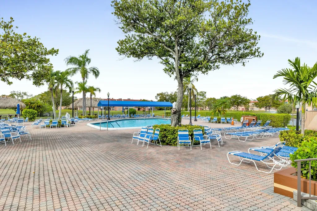 9401 Sunrise Lakes Boulevard Sunrise FL 33322