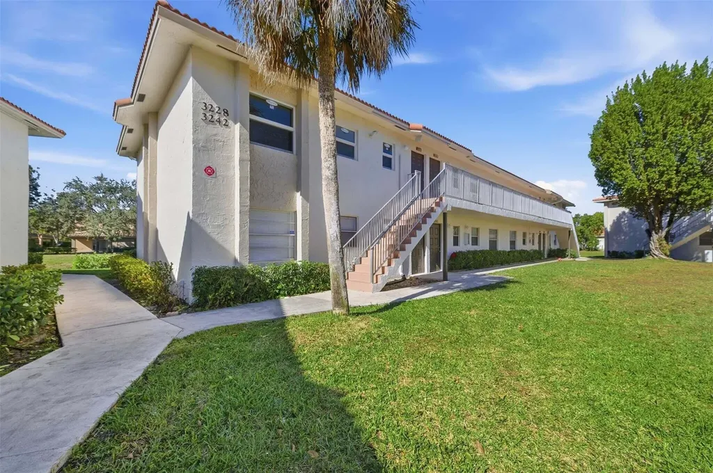 3228 Coral Ridge Coral Springs FL 33065