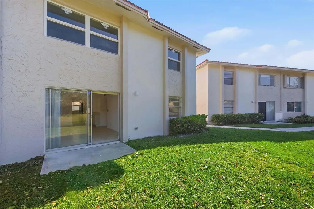 3228 Coral Ridge Coral Springs FL 33065