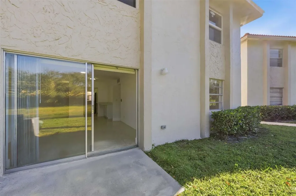 3228 Coral Ridge Coral Springs FL 33065