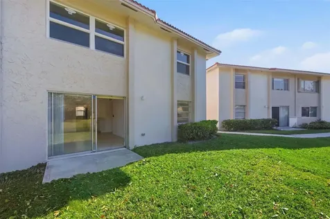 3228 Coral Ridge Coral Springs FL 33065