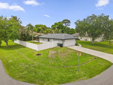 3238 SW Constellation Road Port St Lucie FL 34953