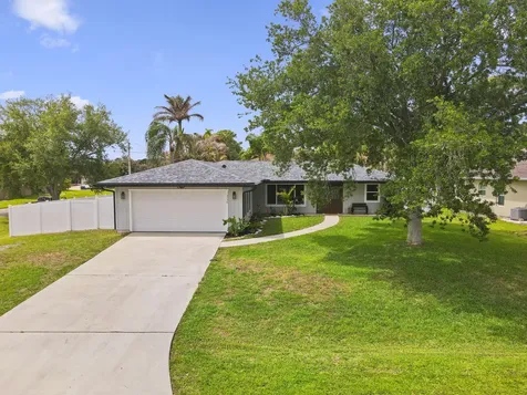 3238 SW Constellation Road Port St Lucie FL 34953