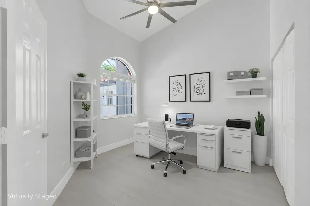 8224 Via Bella Boca Raton FL 33496