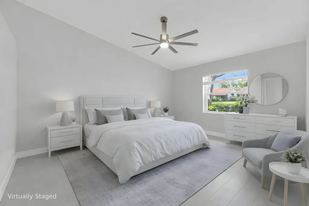 8224 Via Bella Boca Raton FL 33496