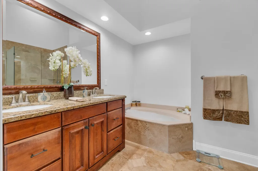 8224 Via Bella Boca Raton FL 33496