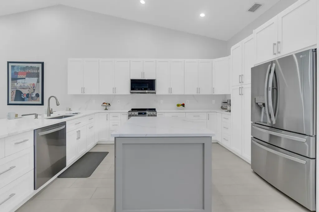 8224 Via Bella Boca Raton FL 33496