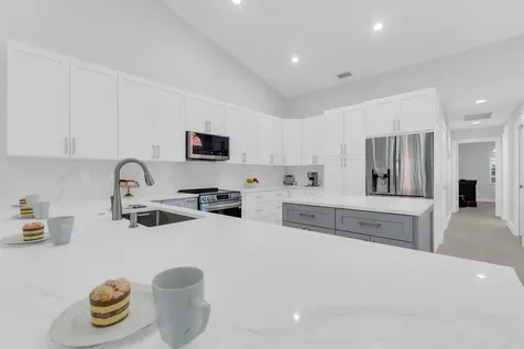8224 Via Bella Boca Raton FL 33496
