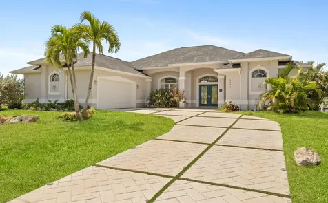 8090 Arlewood Circle Port Charlotte FL 33981