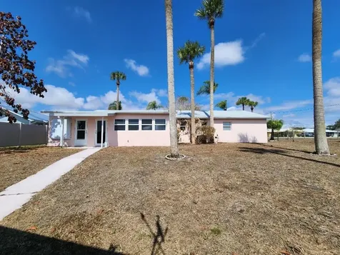 1177 Lisa Lane Okeechobee FL 34974