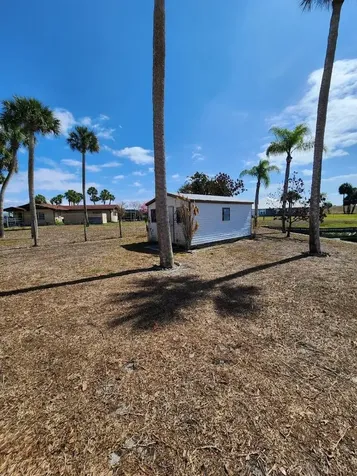 1177 Lisa Lane Okeechobee FL 34974