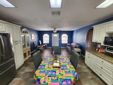 1177 Lisa Lane Okeechobee FL 34974