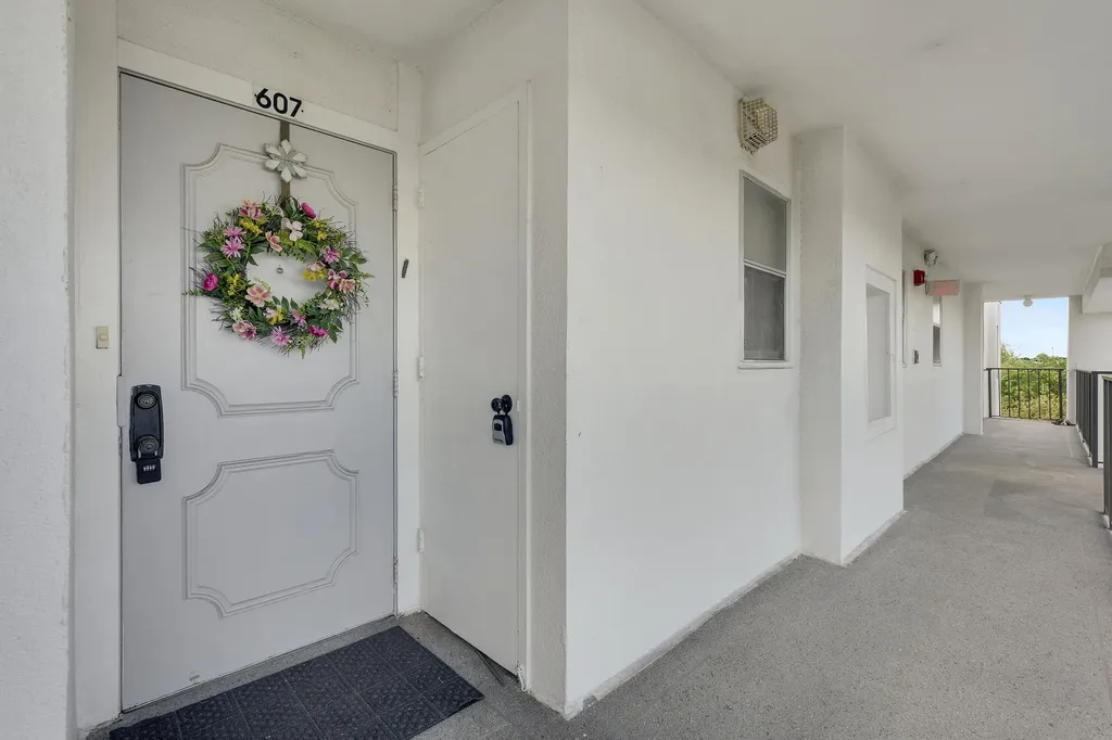 3597 Birdie Drive Lake Worth FL 33467