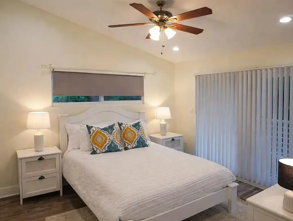 902 Palm Avenue Boca Raton FL 33432
