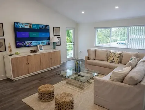 902 Palm Avenue Boca Raton FL 33432