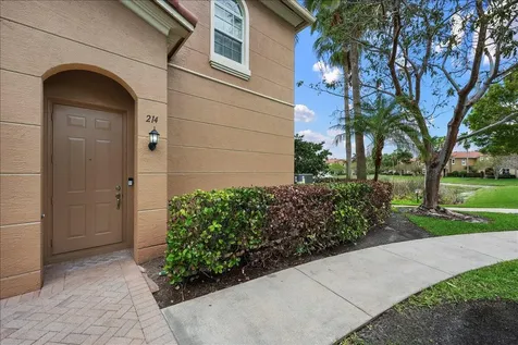 4986 Bonsai Circle Palm Beach Gardens FL 33418