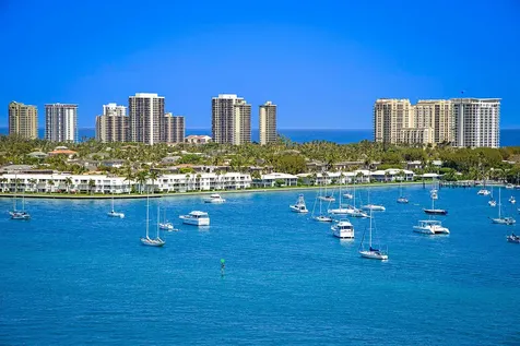 2640 Lake Shore Drive Riviera Beach FL 33404