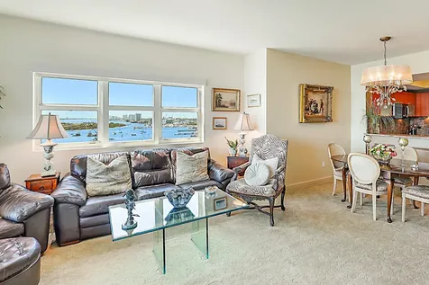 2640 Lake Shore Drive Riviera Beach FL 33404