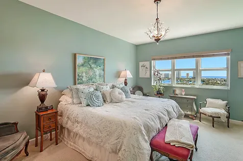 2640 Lake Shore Drive Riviera Beach FL 33404