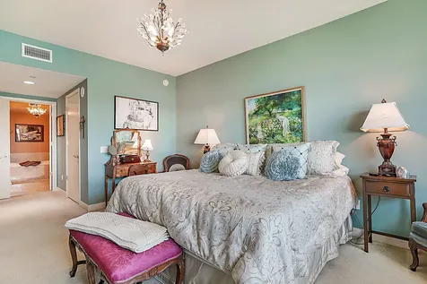 2640 Lake Shore Drive Riviera Beach FL 33404