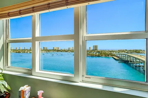 2640 Lake Shore Drive Riviera Beach FL 33404