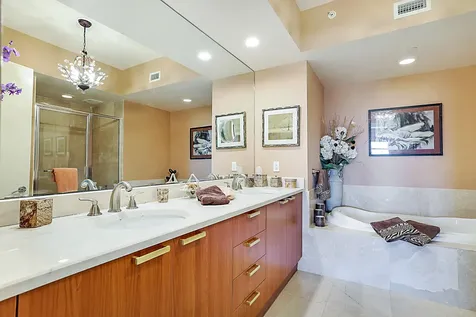 2640 Lake Shore Drive Riviera Beach FL 33404