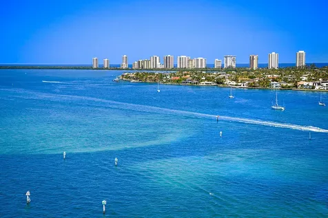 2640 Lake Shore Drive Riviera Beach FL 33404