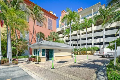 2640 Lake Shore Drive Riviera Beach FL 33404