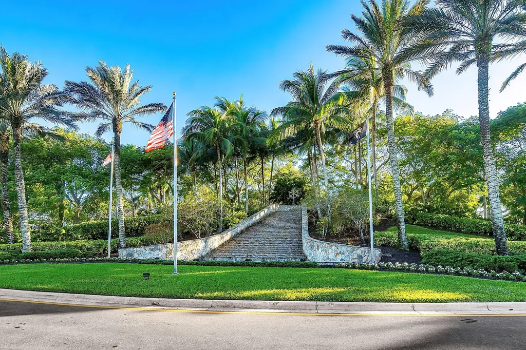 4621 Windward Cove Lane Wellington FL 33449