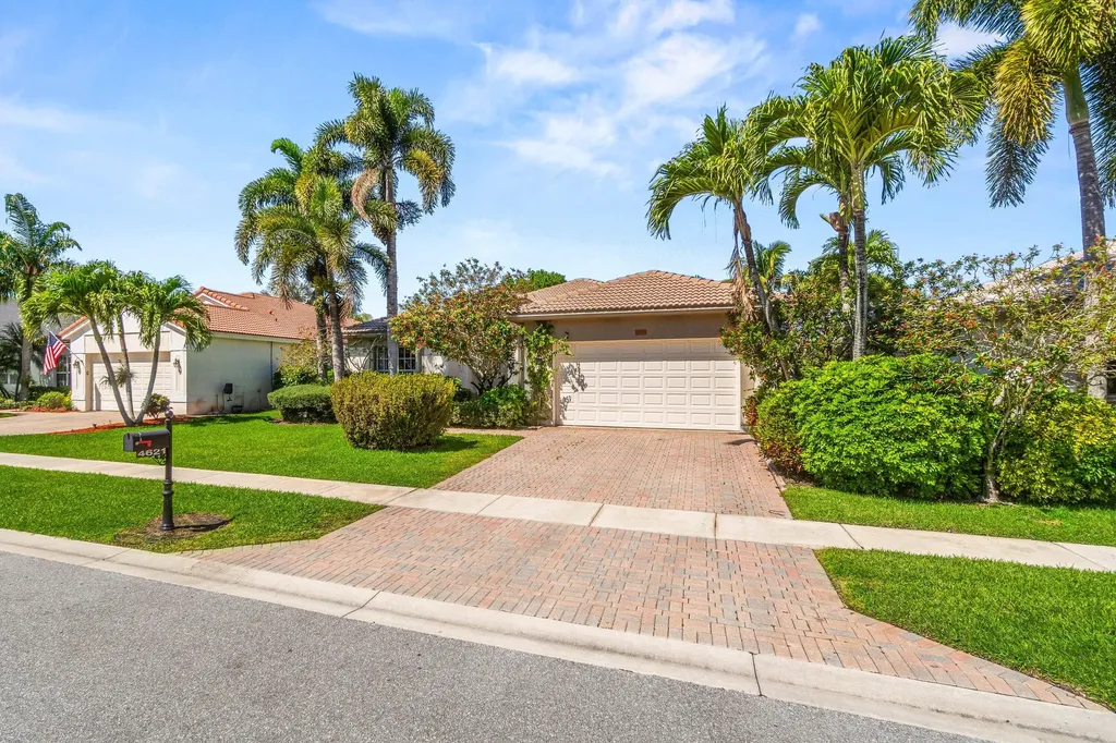 4621 Windward Cove Lane Wellington FL 33449