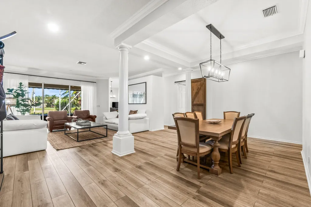 4621 Windward Cove Lane Wellington FL 33449