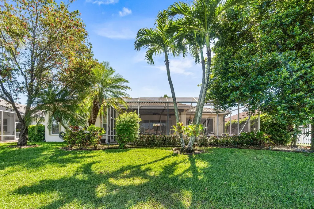 4621 Windward Cove Lane Wellington FL 33449