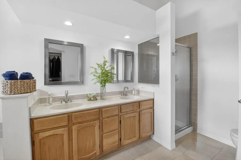 5282 Sapphire Valley Boca Raton FL 33486