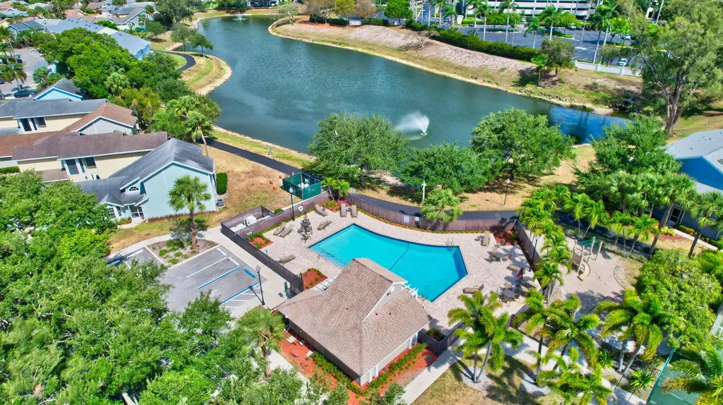 5282 Sapphire Valley Boca Raton FL 33486