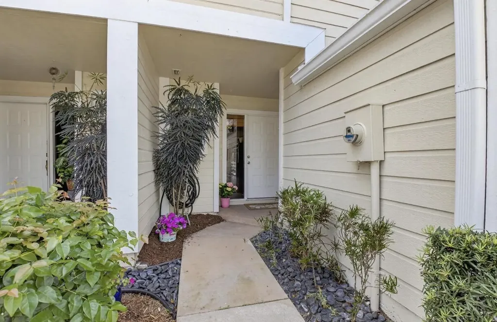 5282 Sapphire Valley Boca Raton FL 33486