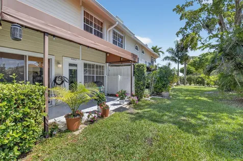 5282 Sapphire Valley Boca Raton FL 33486