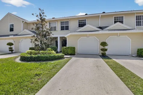 5282 Sapphire Valley Boca Raton FL 33486
