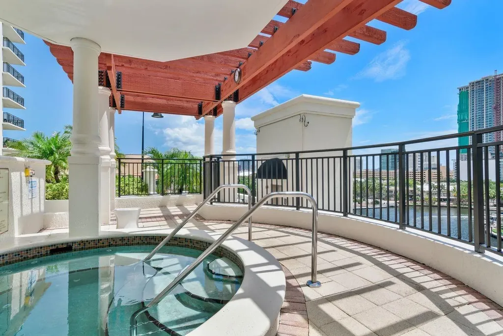 610 W Las Olas Boulevard Fort Lauderdale FL 33312