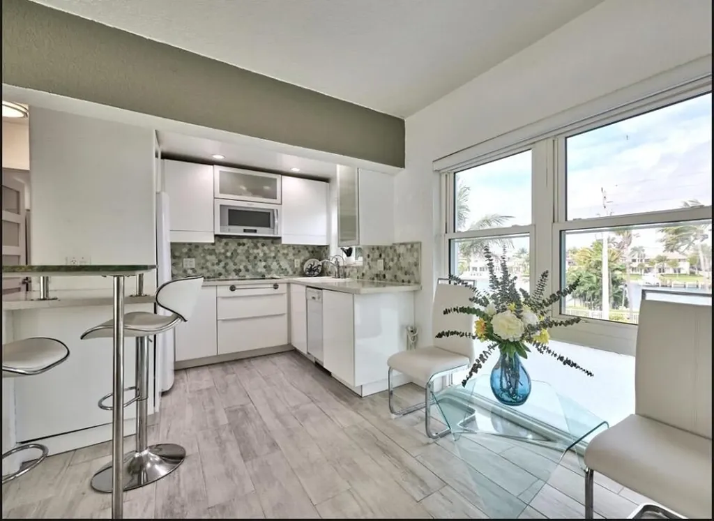 1043 Hillsboro Mile Hillsboro Beach FL 33062