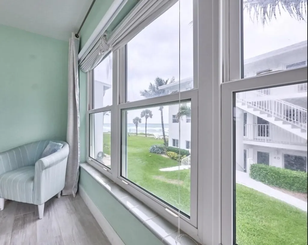 1043 Hillsboro Mile Hillsboro Beach FL 33062