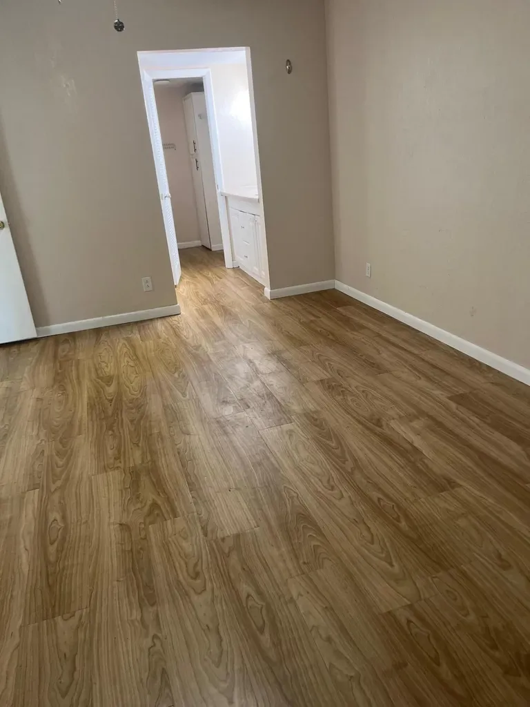 4054 N Pine Island Road Sunrise FL 33351